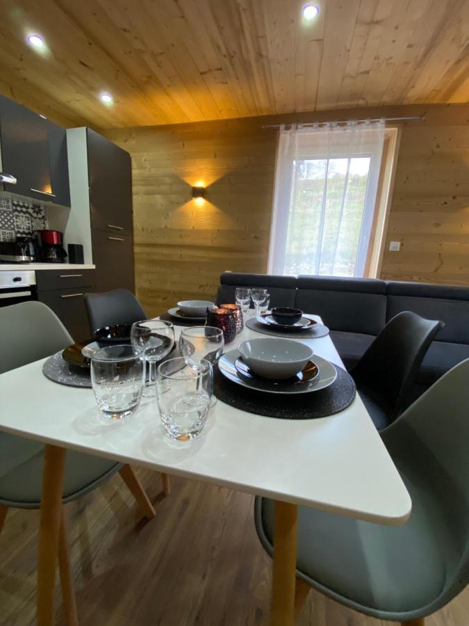 Les Chalets Bambi & Jacuzzi Privatif Ла Брес Екстериор снимка