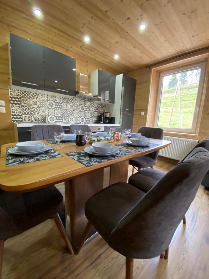 Les Chalets Bambi & Jacuzzi Privatif Ла Брес Екстериор снимка