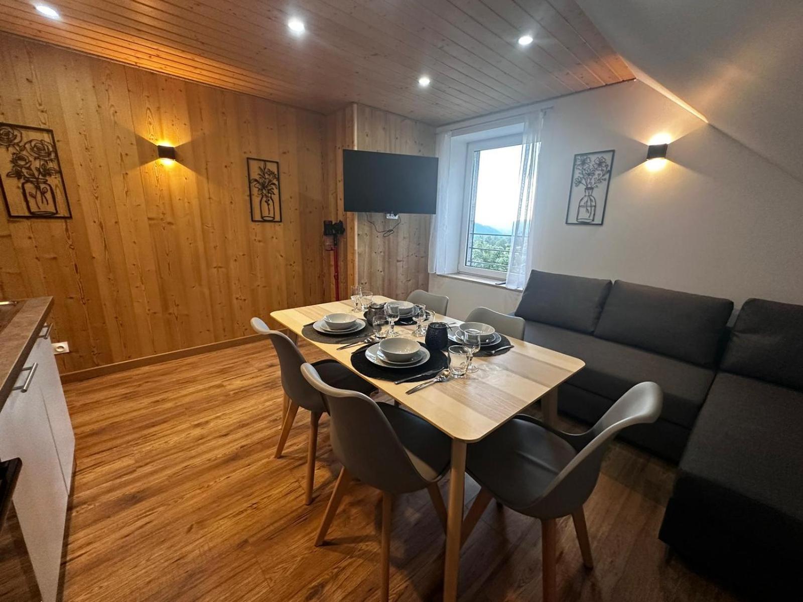 Les Chalets Bambi & Jacuzzi Privatif Ла Брес Стая снимка
